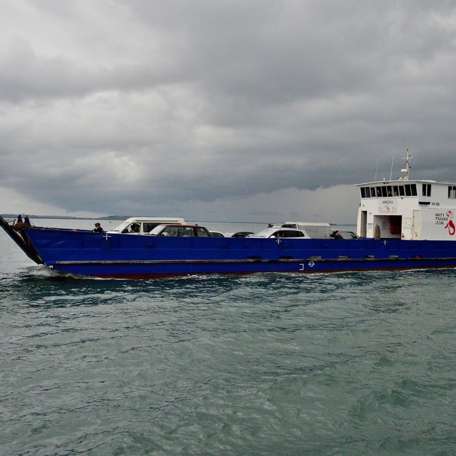 Barge for Vehicles Coochiemudlo