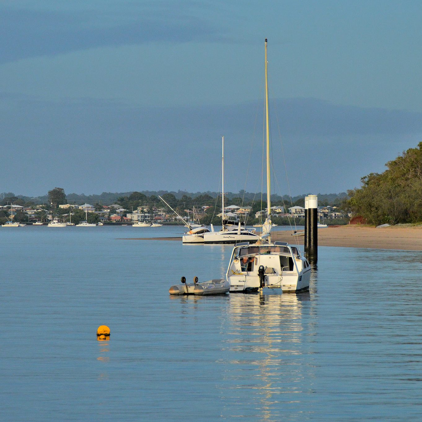 Visit Coochiemudlo Island